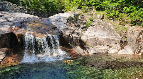 Bukhansan Songchu Valley