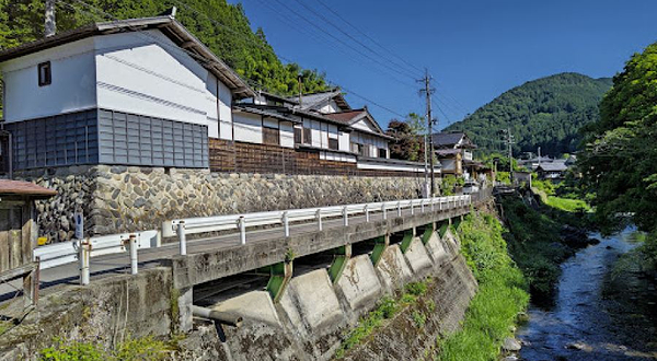 郡上八幡职人町古い町并み