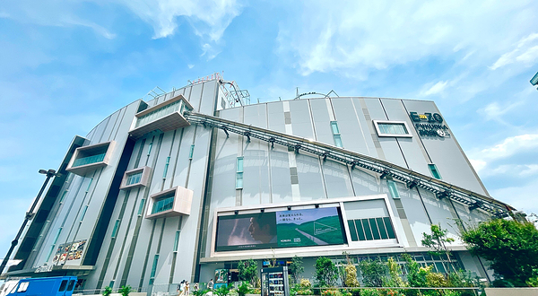 BOSS E · ZO FUKUOKA