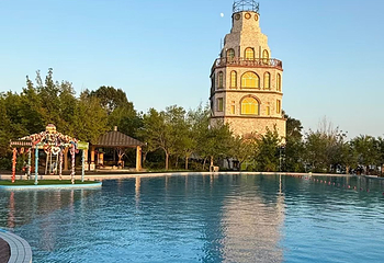 连环湖温泉景区第 4 张图片