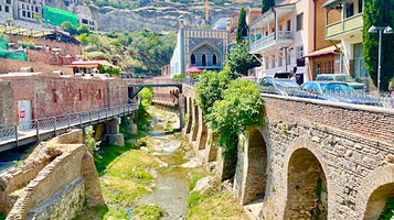 Leghvtakhevi Waterfall