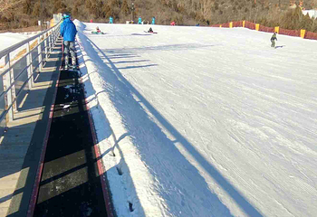 北京军都山滑雪场第 40 张图片