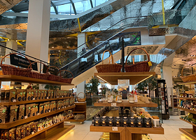 斯维特诺伊中心市场