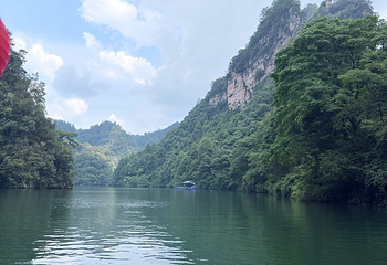宝峰湖景区第 36 张图片