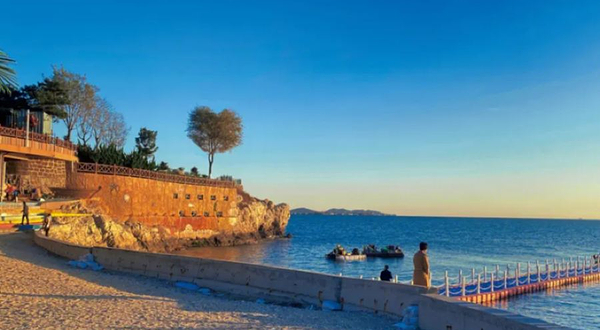 大连金石滩国家旅游度假区-将军石