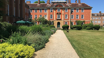 牛津大学玛格丽特夫人学堂