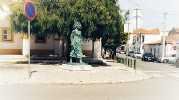 Estátua da Ferreira