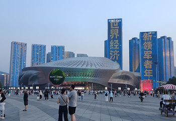 东港音乐喷泉广场第 14 张图片
