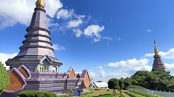 Pagoda Noppamethanedon & Pagoda Nopphonphusiri: The Royal Pagodas of Mount Inthanon Summit