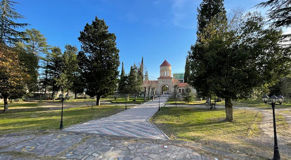 Samtredia st. David the Builder church