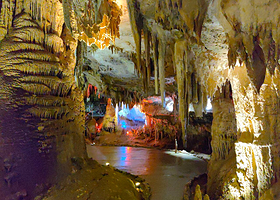 普罗米修斯溶洞