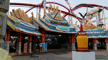 雪鹰宽翼过山车