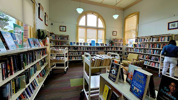 汉密尔顿图书馆