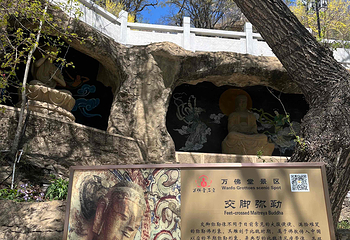 万佛堂石窟第 12 张图片