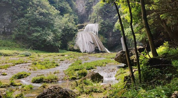凤冈三叠水风景旅游区