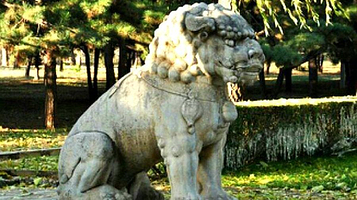 明十三陵·神路-蹲姿麒麟