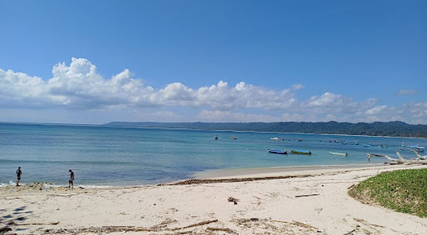 Trianggulasi Beach