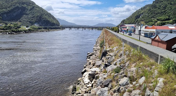 Greymouth Town Square