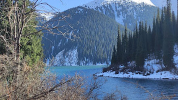 Sredneye Ozero Kol'say