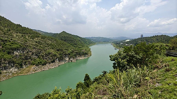 乌江鹦哥峡观景台