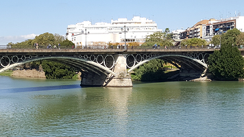 伊莎贝尔二世桥