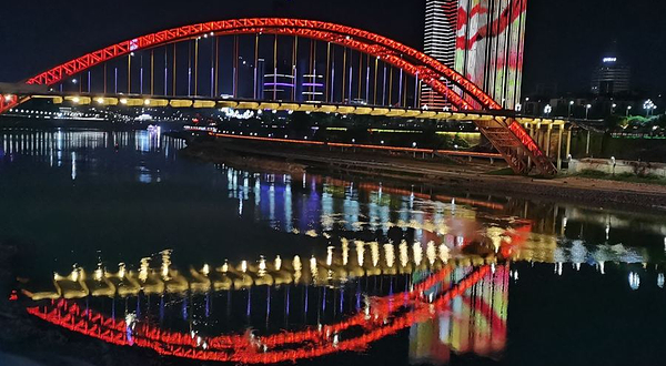 宜宾长江公园水幕广场