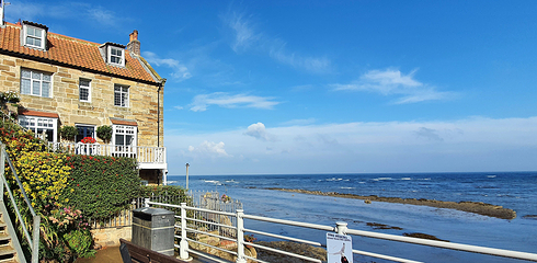 Robin Hoods Bay Beach第 1 张图片