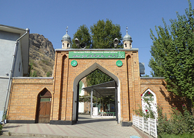 Mosque of Ravat Abdullakhan