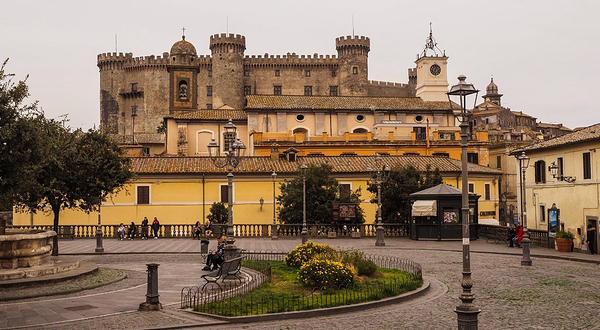 Piazza IV Novembre (Piazza del Comune)