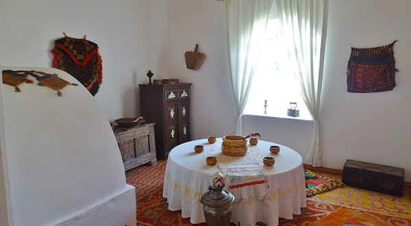 Manor house of a wealthy Kazakh