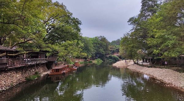 长汀新桥曲凹哩漂流