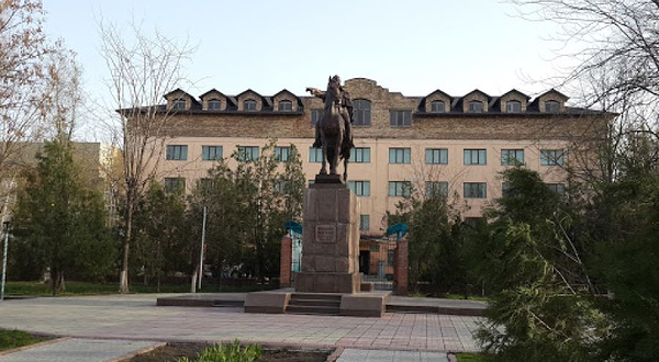 Pamyatnik Kolbasshy Koygeldy Sartuly