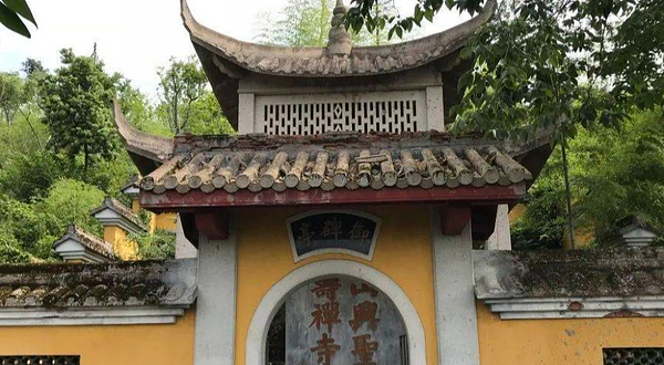 径山寺-御碑亭