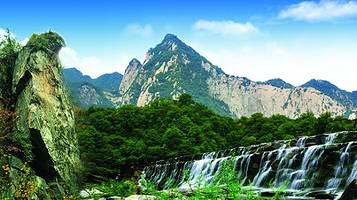 少华山国家森林公园-熊崖阁