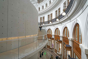 巴黎商品交易所-皮诺私人美术馆