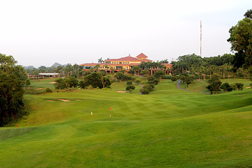 Sky Lake Resort & Golf Club第 6 张图片