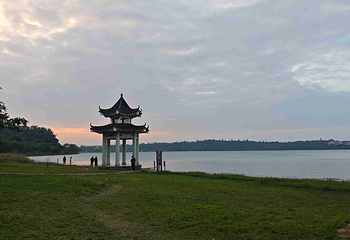 湖光岩风景区第 29 张图片