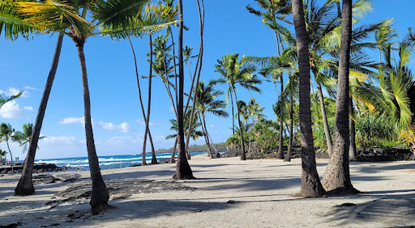 Pu'uhonua O Honaunau National Historical Park