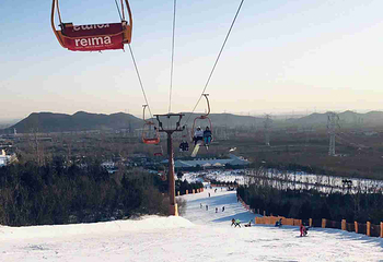 北京军都山滑雪场第 51 张图片