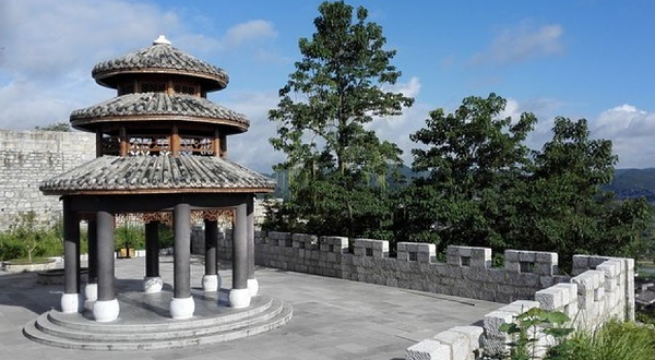 青岩古镇-南城墙望风亭