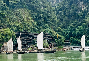 交运两坝一峡游船第 124 张图片