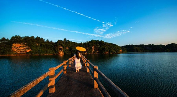 丹霞湖旅游度假村