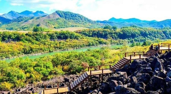 太阳村火山熔岩地质公园
