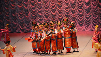 Tantseval'naya Studiya Parfe