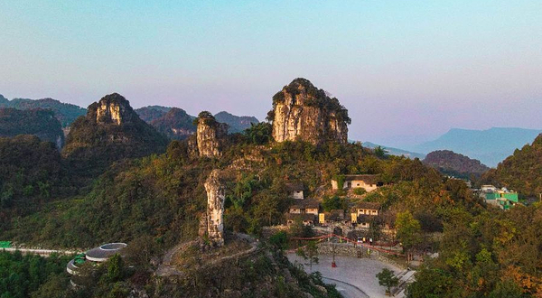 兴文石海洞乡旅游区-悬棺