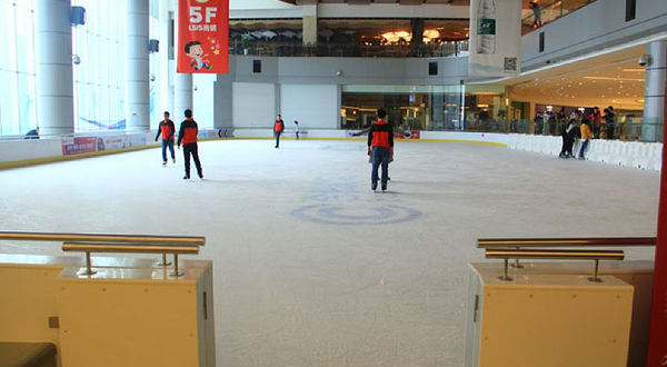 冰纷万象真冰滑冰场(万象城合肥店)