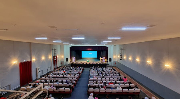 Uzbekskiy Dramaticheskiy Teatr