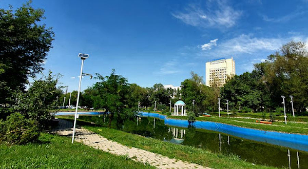 Park with a pond KazNU