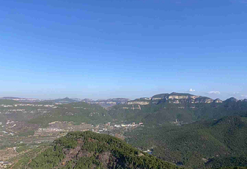 灵岩大佛山景区第 8 张图片