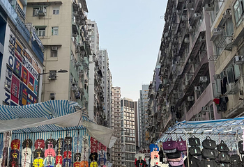 女人街第 11 张图片